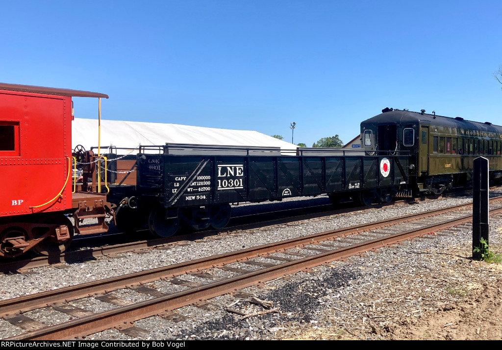 LNE 10301